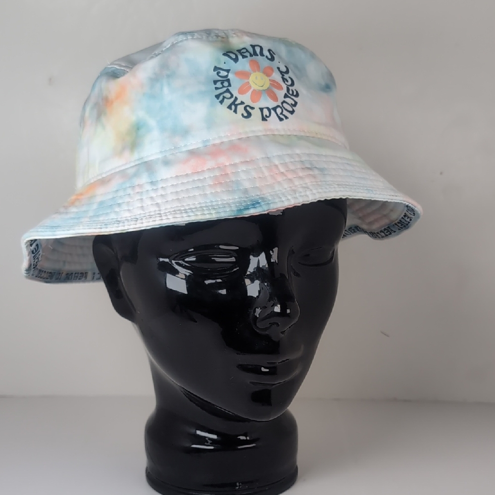Van's Parks Project Multicolor Tie-Dye Bucket Hat NWT